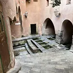Casa Maestrale *