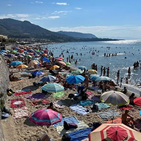 Casa Maestrale Апартаменти *